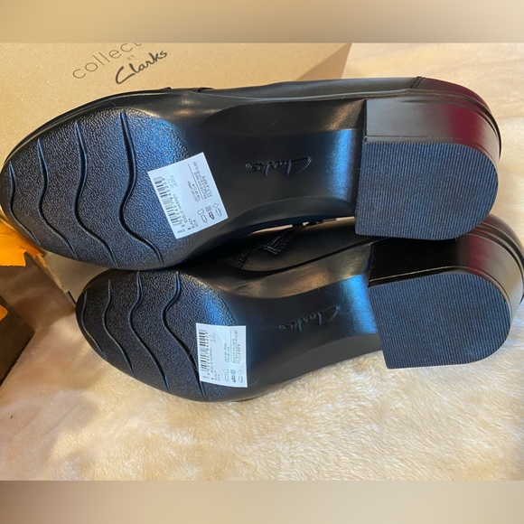 ✨NEW✨ Clarks Women's Emslie Warren Slip-On Loafer,Size 9.5 - Picture 5 of 8